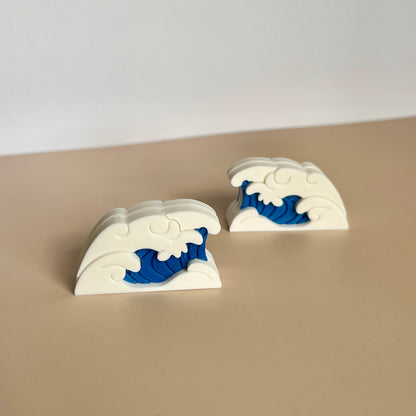 Japanese Wave Photo Stand - Set of 2